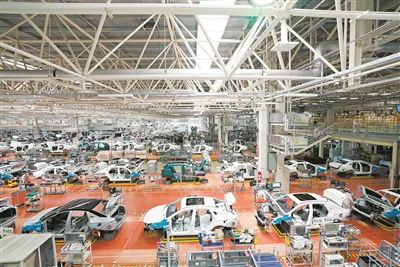 智能微電網(wǎng) 驅(qū)動(dòng)汽車(chē)工廠邁向全年零碳排放的軟件定義優(yōu)化之路